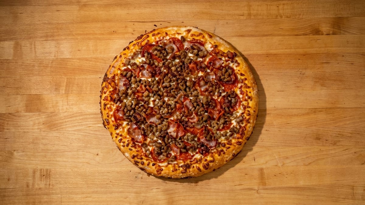 Scratch pizza on Hamner Ave