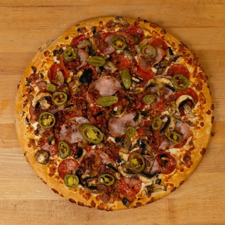 BBQ Chicken Pizza Delight