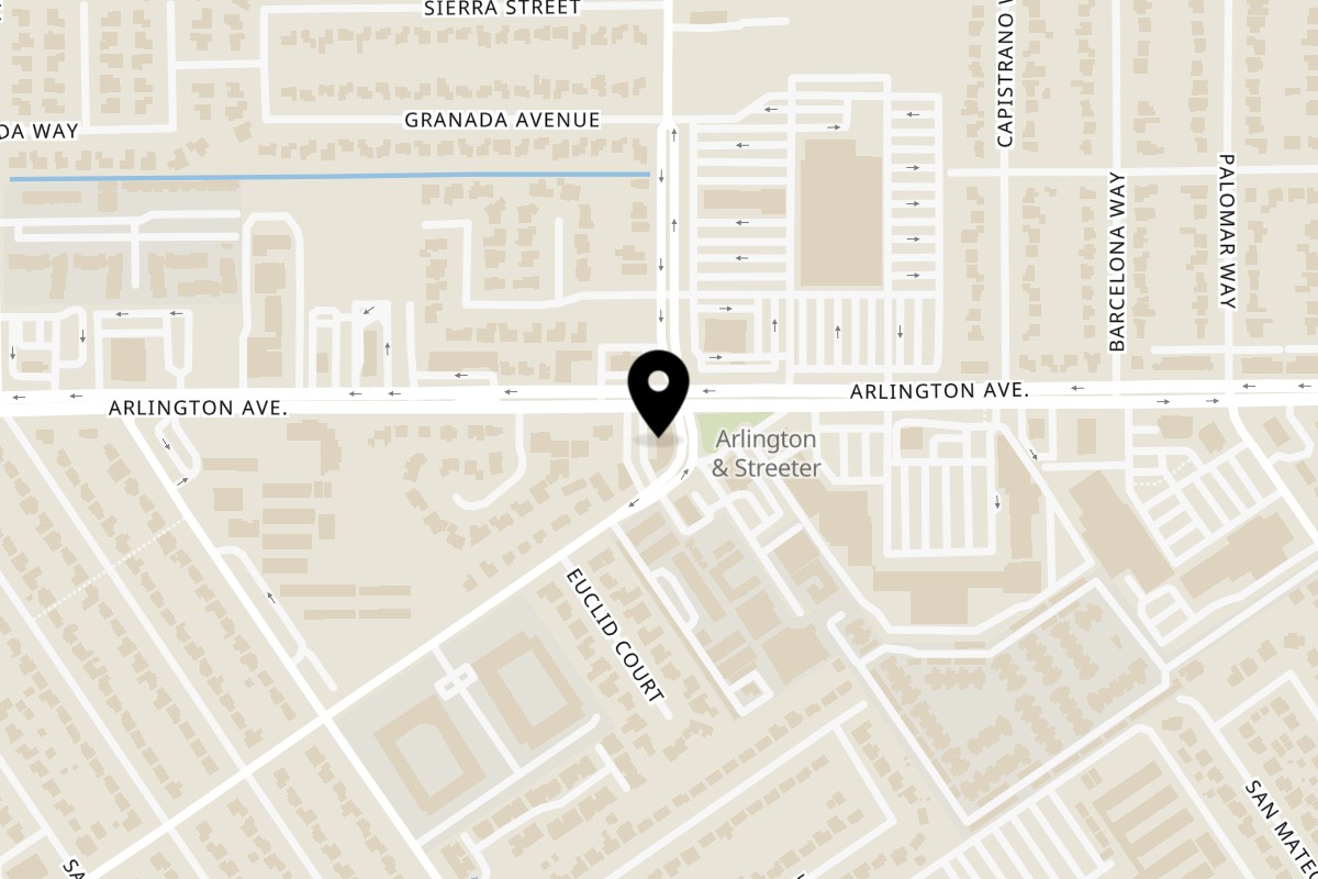 Map showing the location of Dough Bros Riverside - Arlington on 5300 Arlington Ave in Riverside